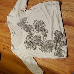 𝅺LOFT Soft Graphic White Top Sz XL